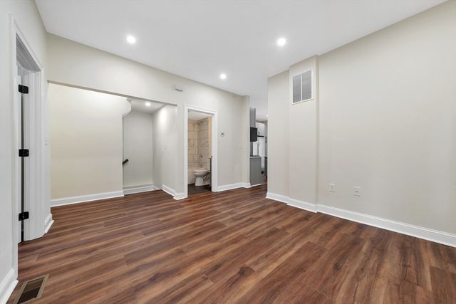 16 O Street 1, Boston, MA 02127