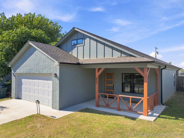 633 E Allen Street, Kellyville, OK 74039