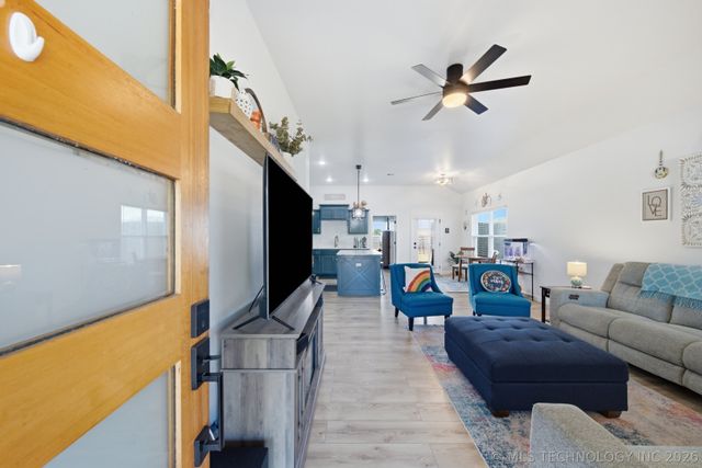 633 E Allen Street, Kellyville, OK 74039