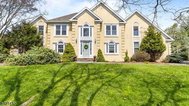 13 Wilson Way, Raritan Twp., NJ 08551