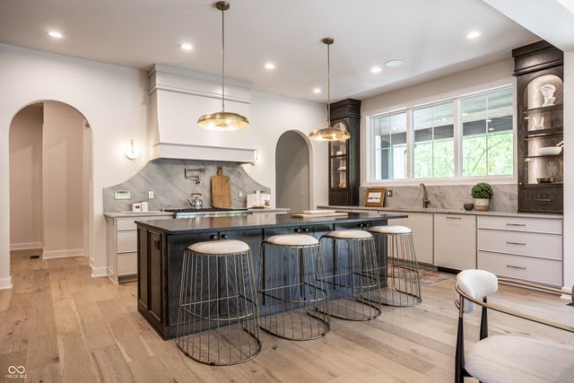 11753 Ansley Court, Zionsville, IN 46077