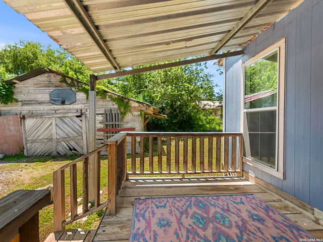 2213 N Flores Street, San Antonio, TX 78212