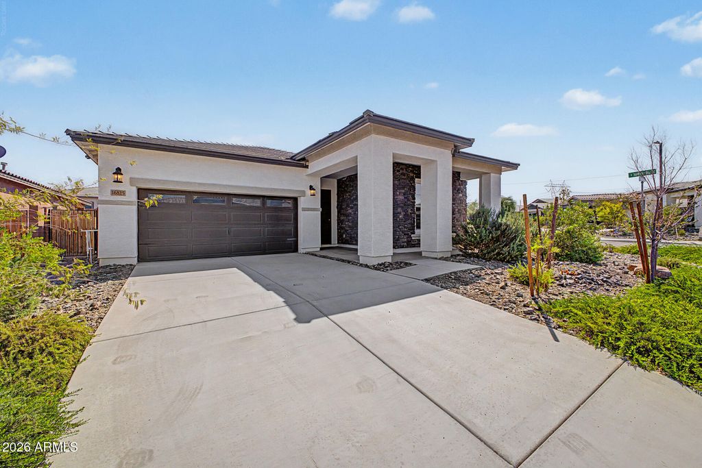 16815 W ALLEN Street, Goodyear, AZ 85338 — photo 3