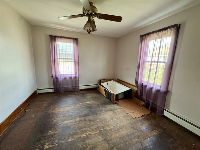 1824 Jefferson Ave, Canton Twp, PA 15301