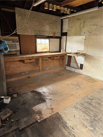 1824 Jefferson Ave, Canton Twp, PA 15301