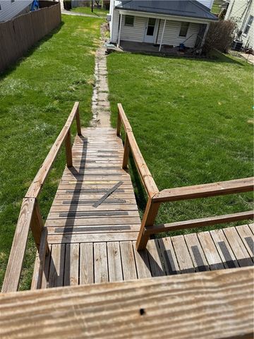 1824 Jefferson Ave, Canton Twp, PA 15301