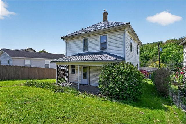 1824 Jefferson Ave, Canton Twp, PA 15301