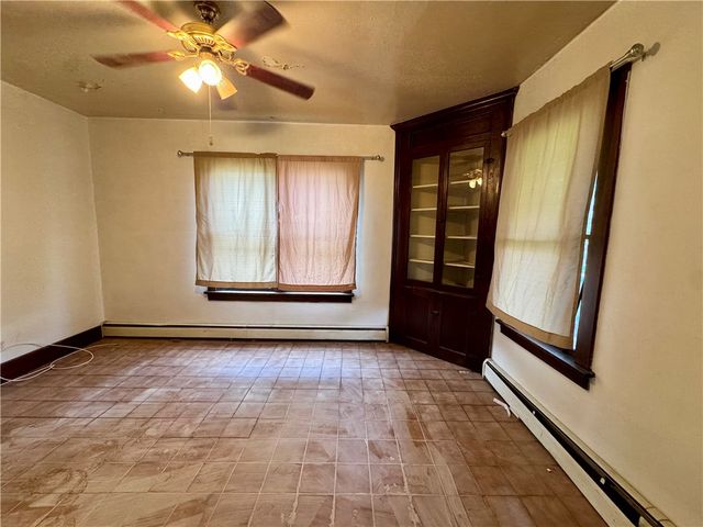 1824 Jefferson Ave, Canton Twp, PA 15301