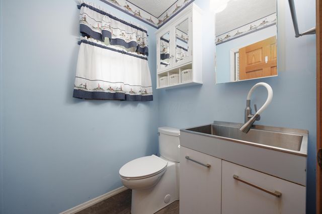 580 W Main Street W, Ashville, OH 43103