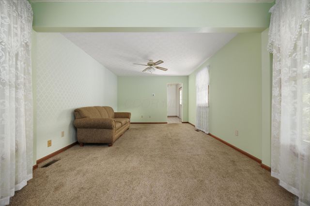 580 W Main Street W, Ashville, OH 43103