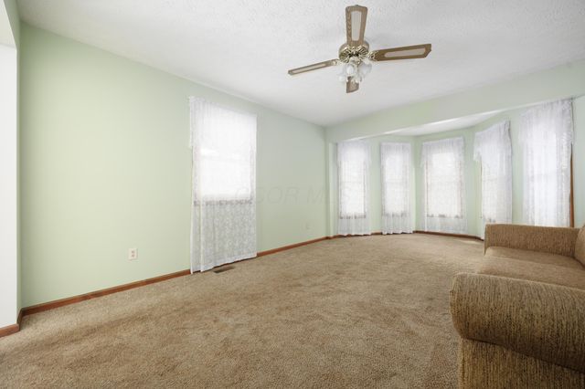580 W Main Street W, Ashville, OH 43103