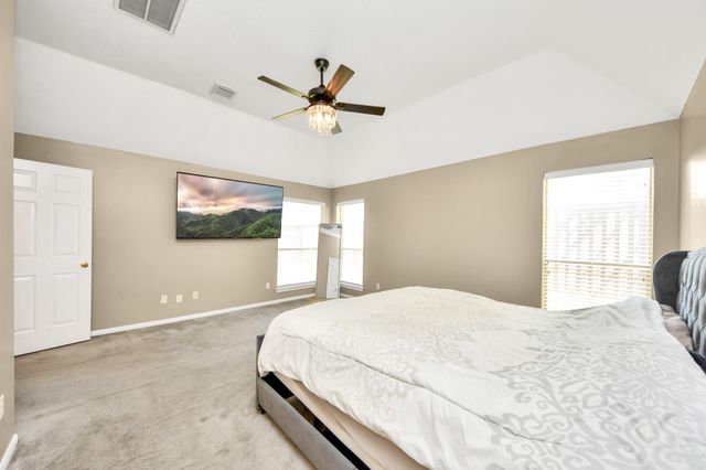 4607 Twin Elm Drive, Fresno, TX 77545