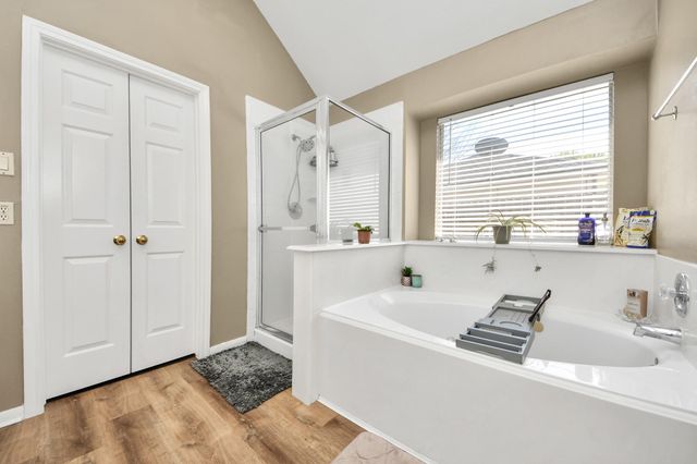 4607 Twin Elm Drive, Fresno, TX 77545