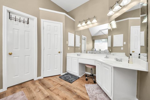 4607 Twin Elm Drive, Fresno, TX 77545