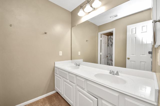 4607 Twin Elm Drive, Fresno, TX 77545