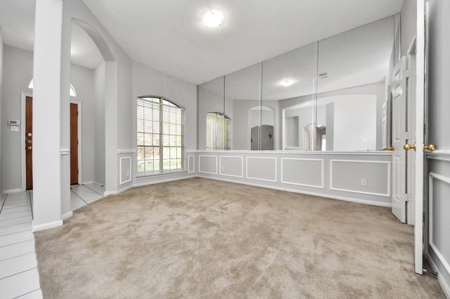 4607 Twin Elm Drive, Fresno, TX 77545