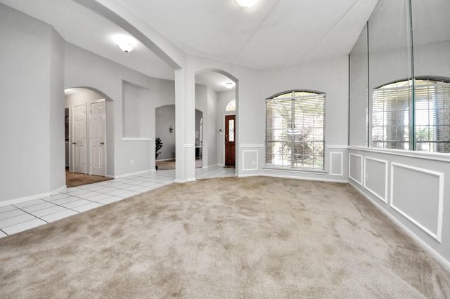 4607 Twin Elm Drive, Fresno, TX 77545