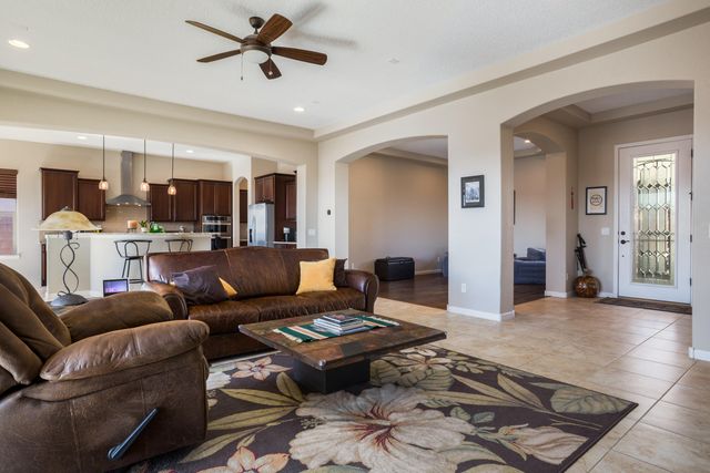 9256 Wind Caves Way NW, Albuquerque, NM 87120