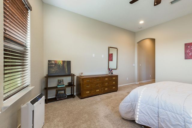 9256 Wind Caves Way NW, Albuquerque, NM 87120