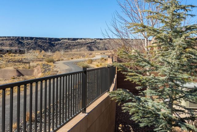 9256 Wind Caves Way NW, Albuquerque, NM 87120