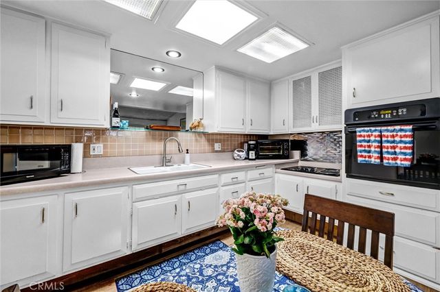 13811 Thunderbird Drive M1-55A, Seal Beach, CA 90740
