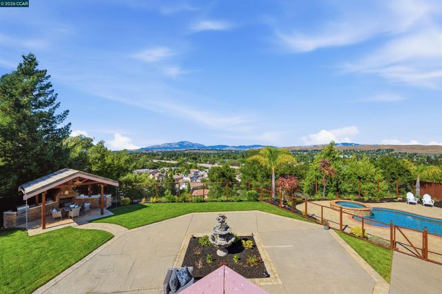 5 Welford Ranch Ct, San Ramon, CA 94583