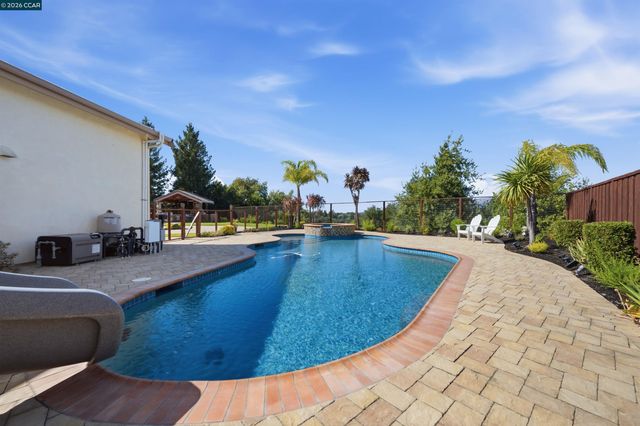 5 Welford Ranch Ct, San Ramon, CA 94583