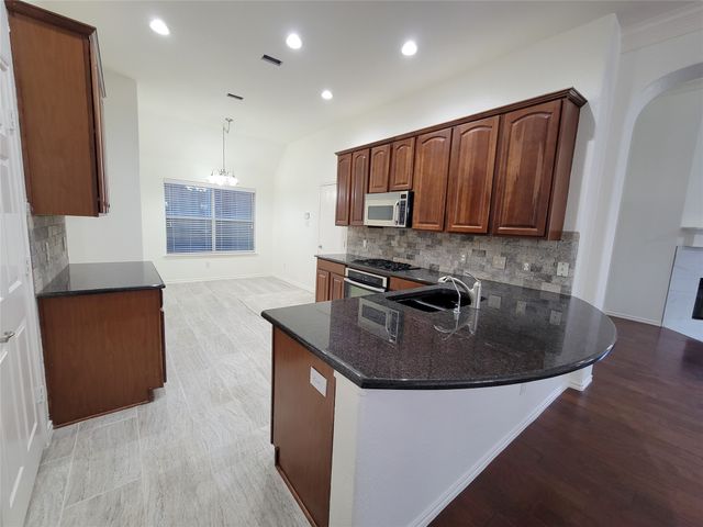 9320 Woodhurst Drive, Mckinney, TX 75072