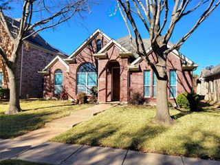9320 Woodhurst Drive, Mckinney, TX 75072