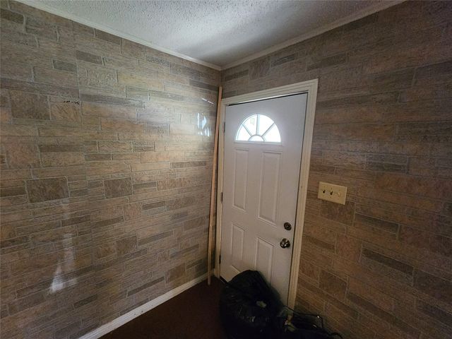 1527 Cape Cod Drive, Dallas, TX 75216