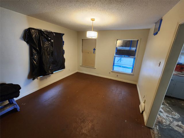 1527 Cape Cod Drive, Dallas, TX 75216