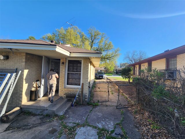 1527 Cape Cod Drive, Dallas, TX 75216