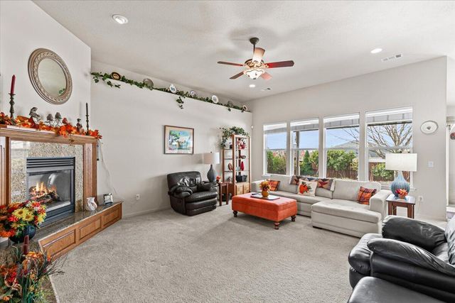 268 Robert Trent Jones Boulevard, Eagle Point, OR 97524