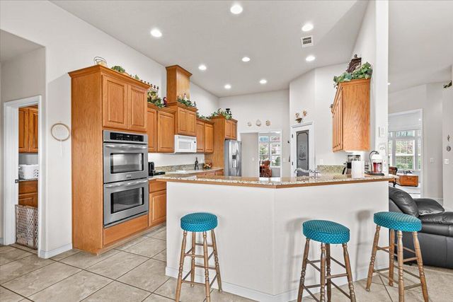 268 Robert Trent Jones Boulevard, Eagle Point, OR 97524