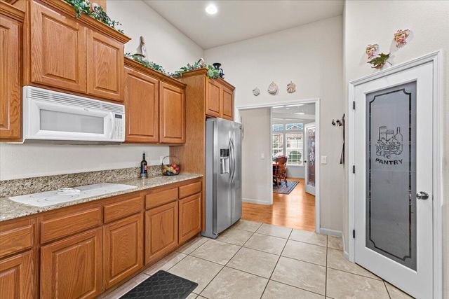 268 Robert Trent Jones Boulevard, Eagle Point, OR 97524