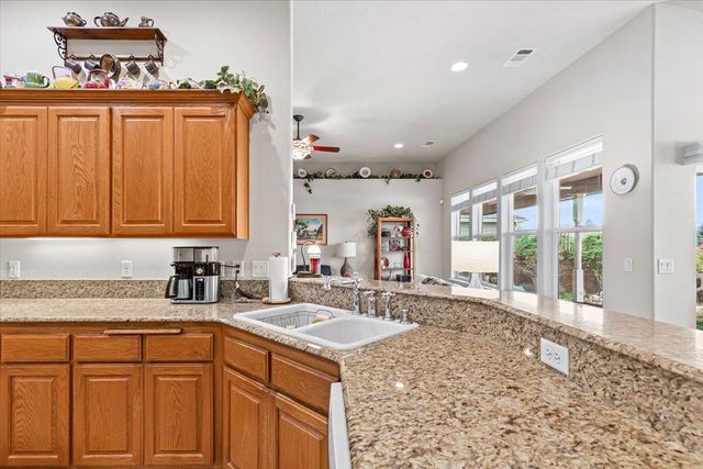 268 Robert Trent Jones Boulevard, Eagle Point, OR 97524