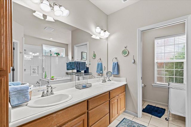 268 Robert Trent Jones Boulevard, Eagle Point, OR 97524