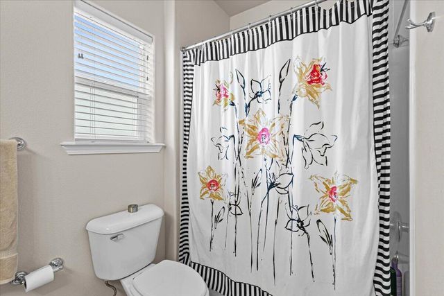 268 Robert Trent Jones Boulevard, Eagle Point, OR 97524