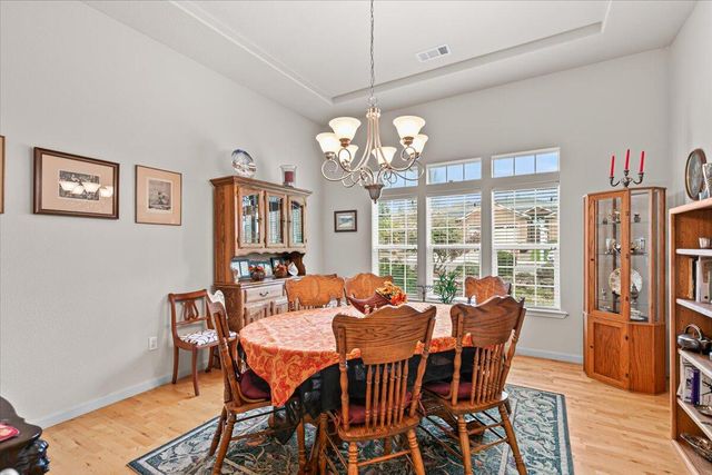 268 Robert Trent Jones Boulevard, Eagle Point, OR 97524