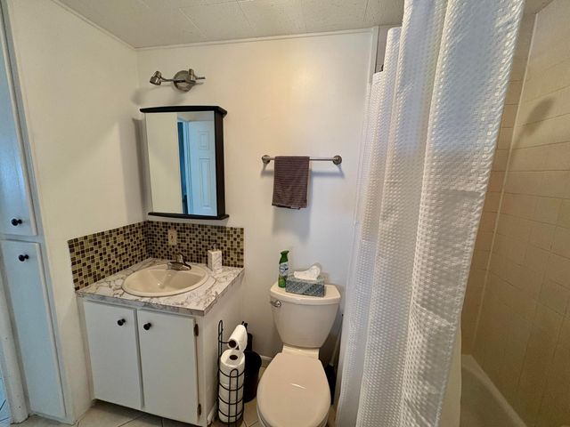 3225 South Street, Hollywood, FL 33021