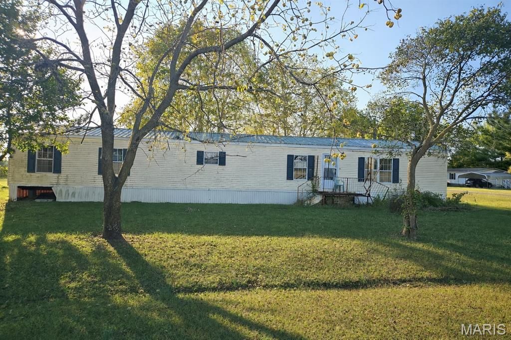 11 Melissa Street, Bertrand, MO 63823