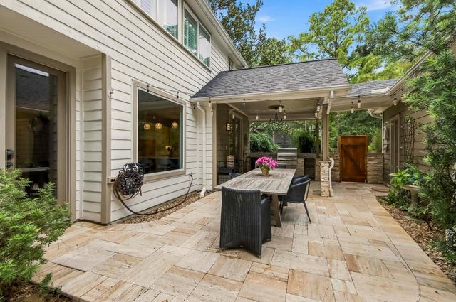 38 Sky Terrace Place, The Woodlands, TX 77381