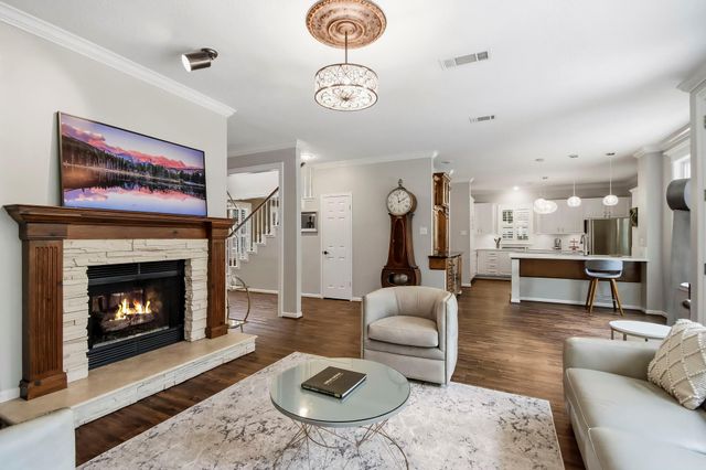 38 Sky Terrace Place, The Woodlands, TX 77381