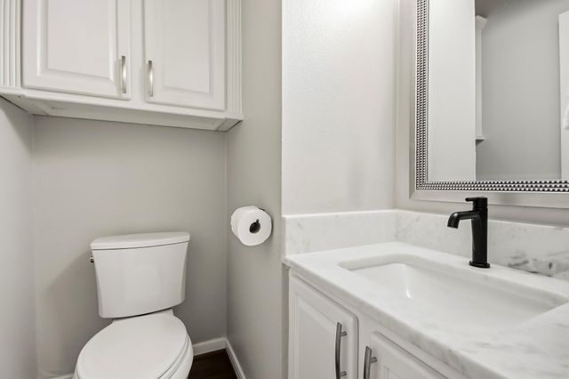 38 Sky Terrace Place, The Woodlands, TX 77381