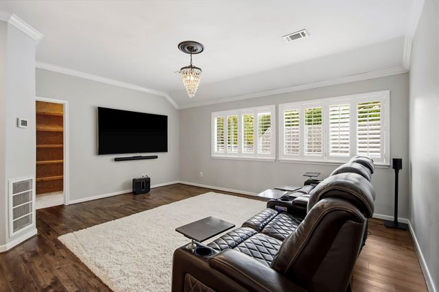 38 Sky Terrace Place, The Woodlands, TX 77381
