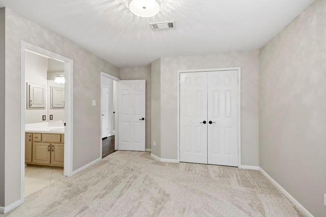 38 Sky Terrace Place, The Woodlands, TX 77381