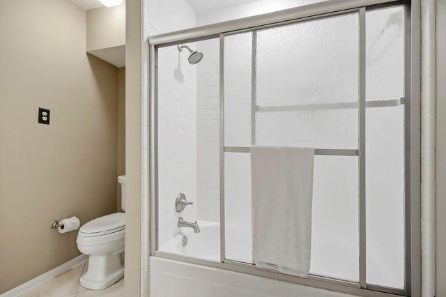 38 Sky Terrace Place, The Woodlands, TX 77381