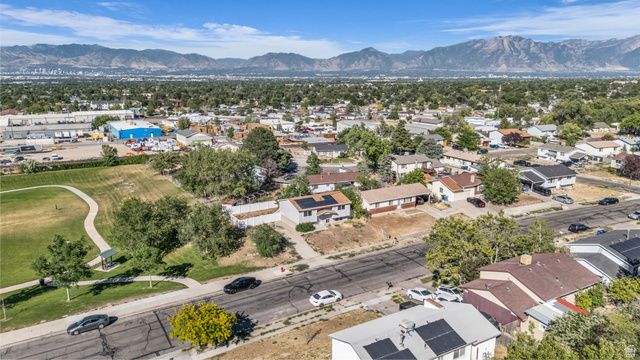 4987 S HEATH AVE, Salt Lake City, UT 84118