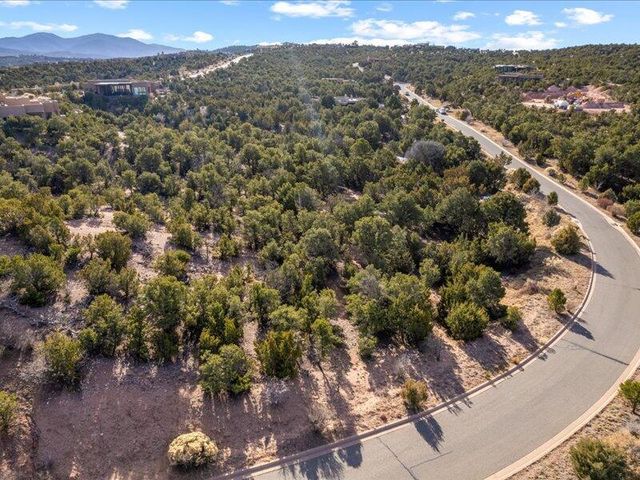 308 Pawprint Trail, Santa Fe, NM 87506