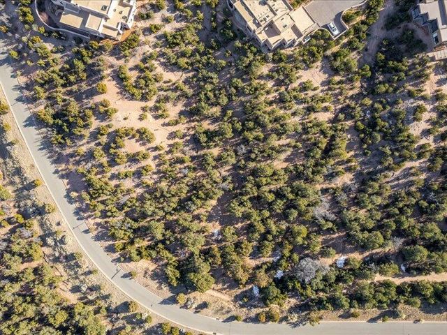 308 Pawprint Trail, Santa Fe, NM 87506